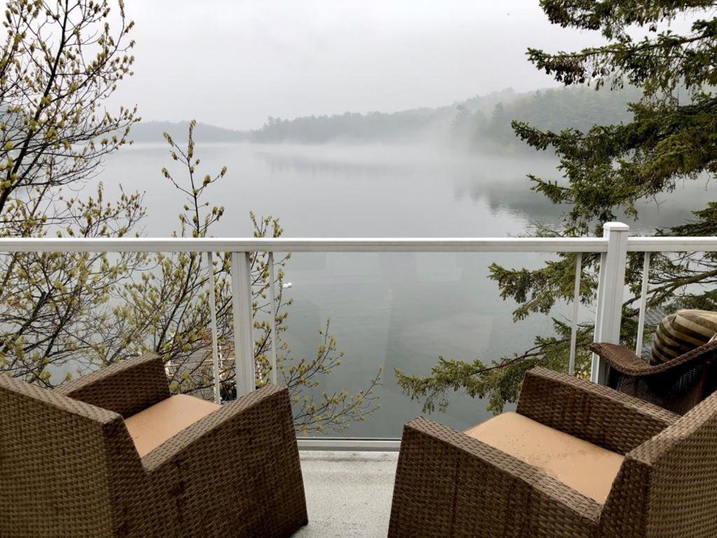 Muskoka Lakes Hotel And Resorts ميناء كارلينج المظهر الخارجي الصورة