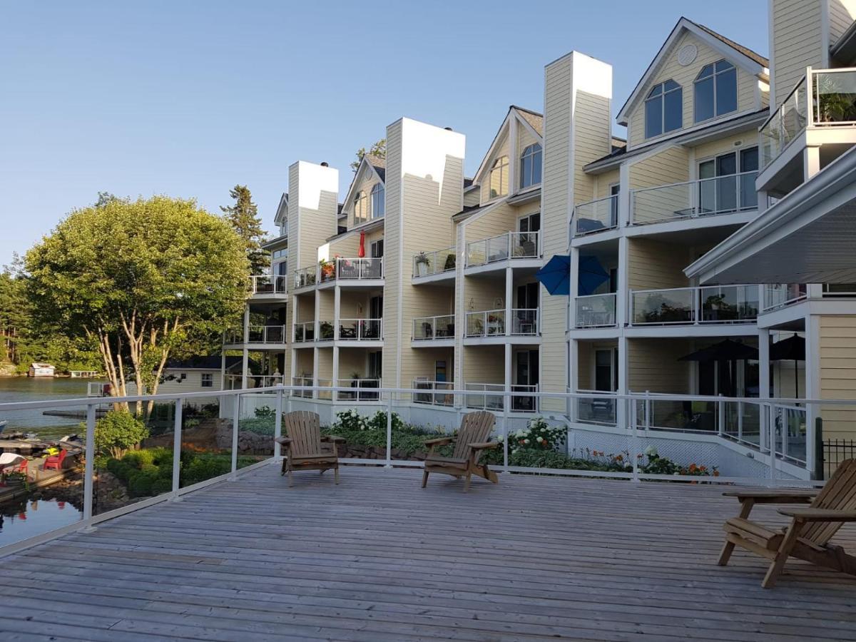 Muskoka Lakes Hotel And Resorts ميناء كارلينج المظهر الخارجي الصورة